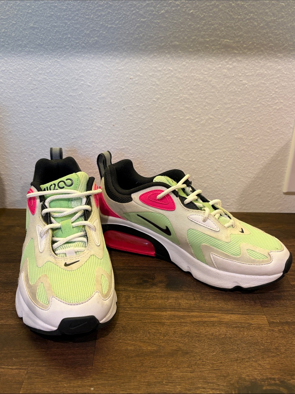 Nike Air Max 200 Barely Volt Hyper Pink Watermelon - running shoes
